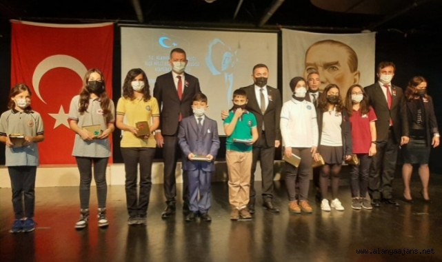 'Atatürk unutulmaz bir destan'