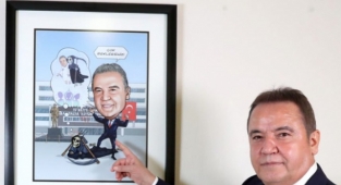 Başkan Muhittin Böcek'ten imalı paylaşım