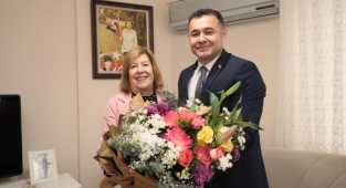 Başkan Yücel’den ilkokul öğretmenine ziyaret