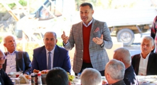 Başkan Yücel, minibüsçü esnafının taleplerini dinledi