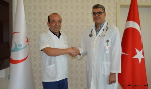 Alanya'da aşı yaptırmayanlar yakın markajda