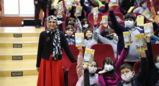 Alanya’da binlerce öğrenciye farkındalık anlatılıyor