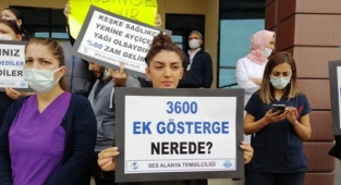 Alanya'da hemşireler grev yaptı