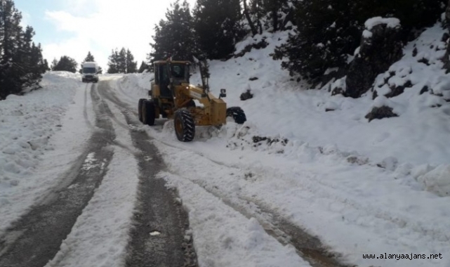 Alanya’da kardan kapanan yollar açılıyor