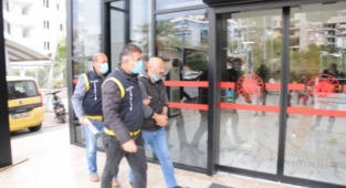 Alanya’da kavgada havaya 2 el ateş eden şüpheli serbest!