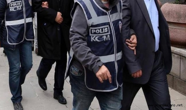 Alanya’da polisten tefeci operasyonu: 4 gözaltı