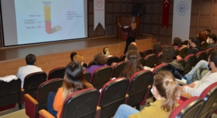 Alanya'da sağlık personellerine kan transfüzyonu eğitimi verildi