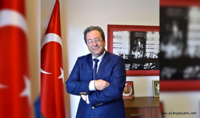 Alanya HEP profesörü gururlandırdı