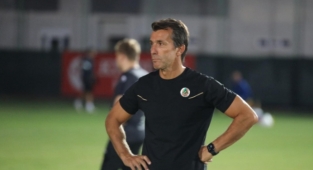 Alanyaspor'da Bülent Korkmaz ile yollar ayrıldı