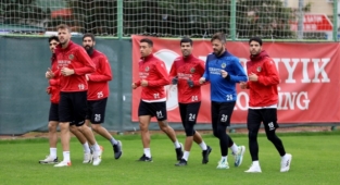 Alanyaspor'da kupa mesaisi başladı