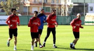 Aytemiz Alanyaspor, Karagümrük maçı hazırlıklarına başladı