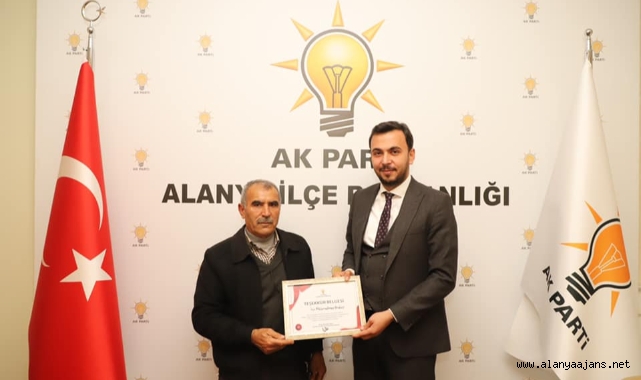 Başkan Toklu'dan mahalle başkanlarına teşekkür belgesi