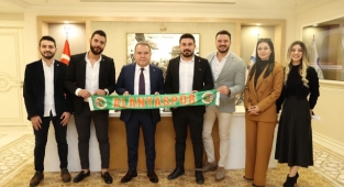 Gürkan Yılmaz ve ekibinden Başkan Böcek'e ziyaret