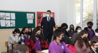 Kaymakam Ürkmezer'den okul ziyareti