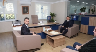 Kaymakam Ürkmezer, Tapu ve Kadastro Müdürlüğü'nü ziyaret etti