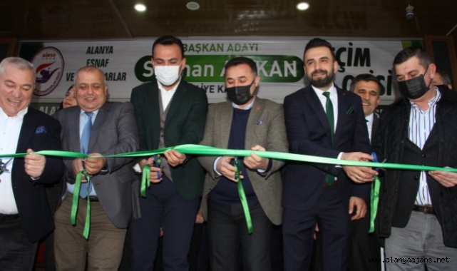 Selman Arıkan seçim ofisini açtı