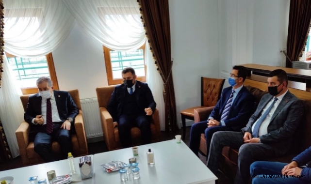 Yücel ve Türkdoğan'dan Sadir Durmaz'a taziye ziyareti