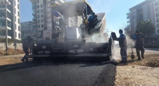Alanya Belediyesi asfalt çalışmalarında hız kesmiyor
