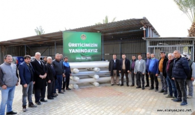 Alanya Belediyesi'nden çiftçiler için naylon desteği