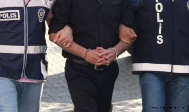 Alanya’da 21 yıl hapis cezasıyla aranan şahıs yakalandı