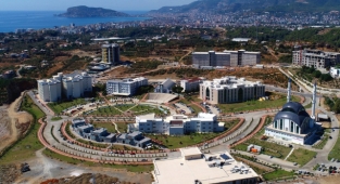 Alanya'da adım adım üniversite hastanesine