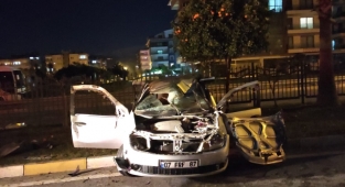 Alanya'da feci kaza: 2'si çocuk 4 yaralı