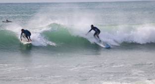 Alanya'da fırtınanın ardından sörf keyfi