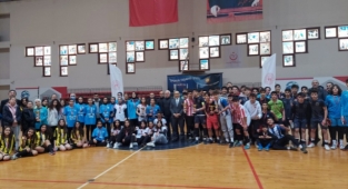 Alanya’da Futsal şampiyonları belli oldu