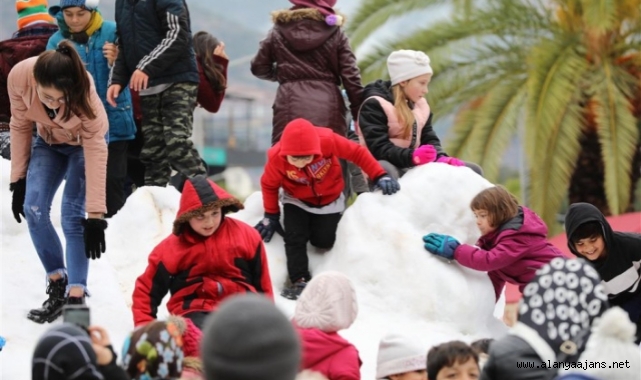 Alanya'da kar şenliği var