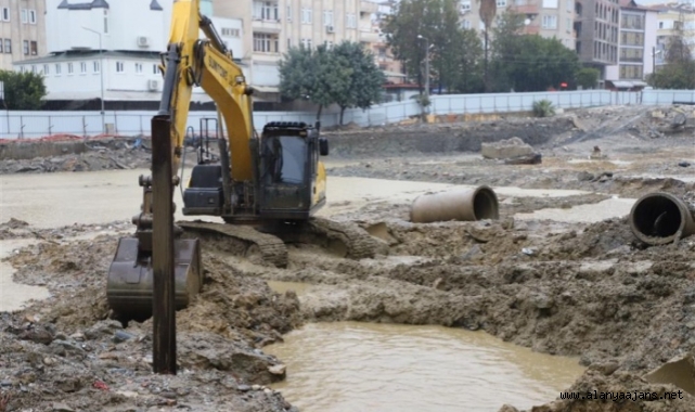 Alanya'da mega proje hız kesmeden devam ediyor