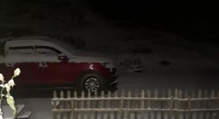 Alanya'da vatandaşlar güne kar ile uyandı