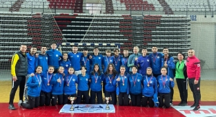 Alanya Mevlüt Çavuşoğlu Lisesi öğrencilerinden gururlandıran başarı