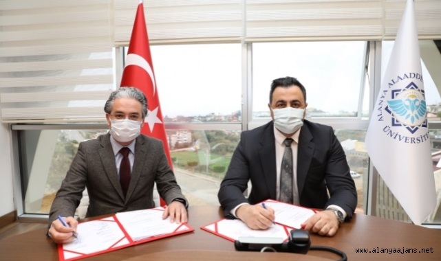 ALKÜ’de işçiler için toplu sözleşme imzalandı