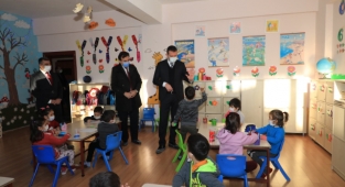 Kaymakam Ürkmezer okul ziyaretlerine devam ediyor