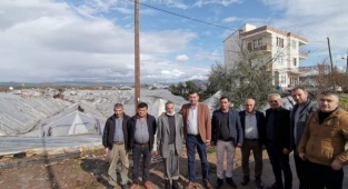 Mustafa Türkdoğan üreticileri yalnız bırakmadı