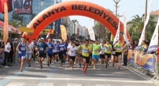 Alanya Atatürk Halk Koşusu yarın