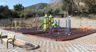 Alanya Belediyesi çocukların yüzünü güldürmeye devam ediyor