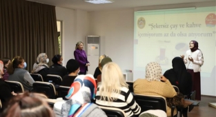 Alanya'da aile sohbetleri ve sağlıklı beslenme seminerleri devam ediyor