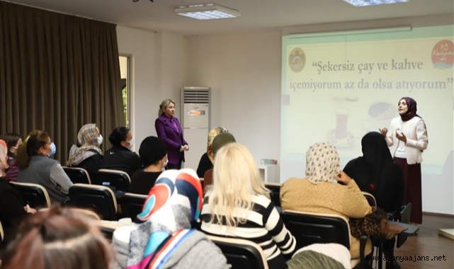 Alanya'da aile sohbetleri ve sağlıklı beslenme seminerleri devam ediyor