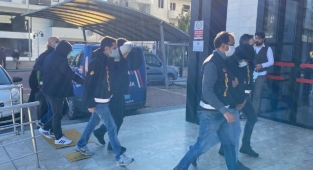 Alanya’da polisten fuhuş operasyonu: 3 tutuklama