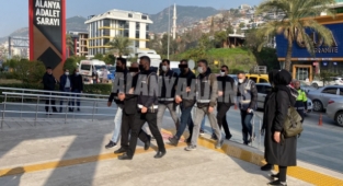 Alanya’da tefeci operasyonunda 2 tutuklama