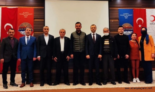 Alanya Kızılay’da Mehmet Dikici güven tazeledi