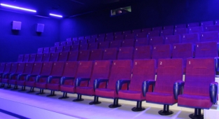 Alanya modern sinemaya Alanyum AVM'de kavuştu