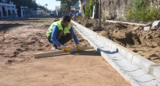 Alanya’nın batı mahalleleri turizm sezonuna hazırlanıyor