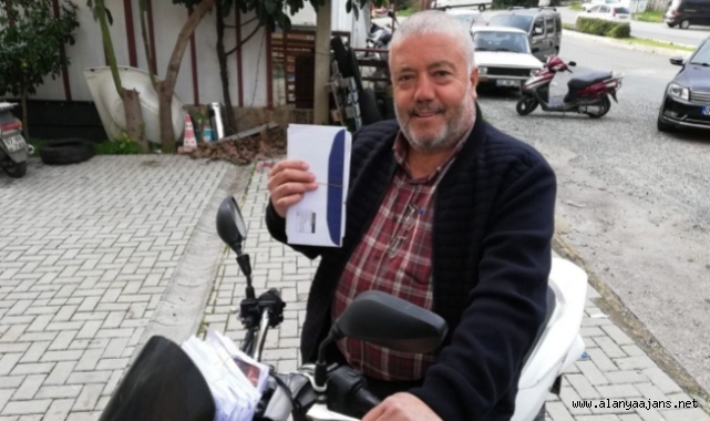 Alanyalı muhtardan evlere servis