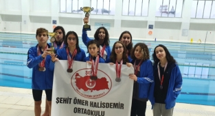 Alanyalı öğrencilerden büyük başarı