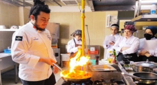 ALKÜ’lü öğrenciler usta şeften eğitim aldı