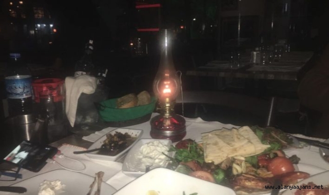 Başkan Karadağ’dan ‘gaz lambalı’ gönderme!