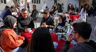 Başkan Yücel, öğrencilerle buluştu