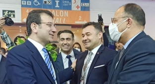 Ekrem İmamoğlu Alanya standını ziyaret etti